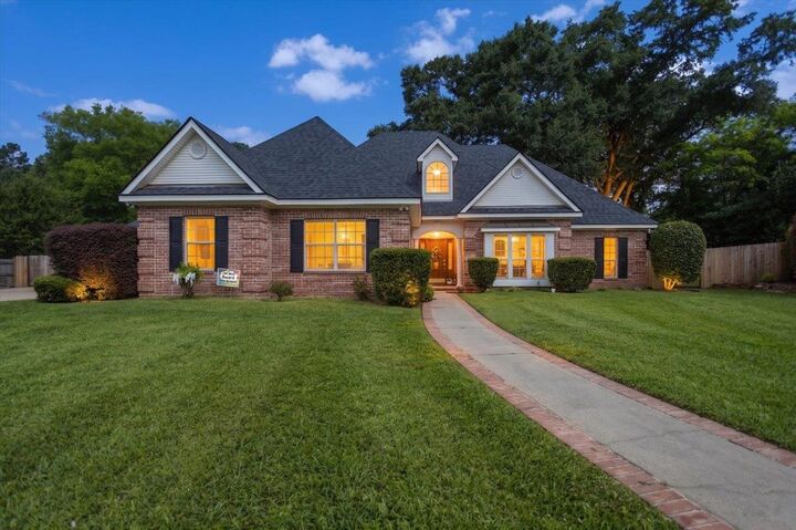 Property Photo: 913 University Dr. TX 75633