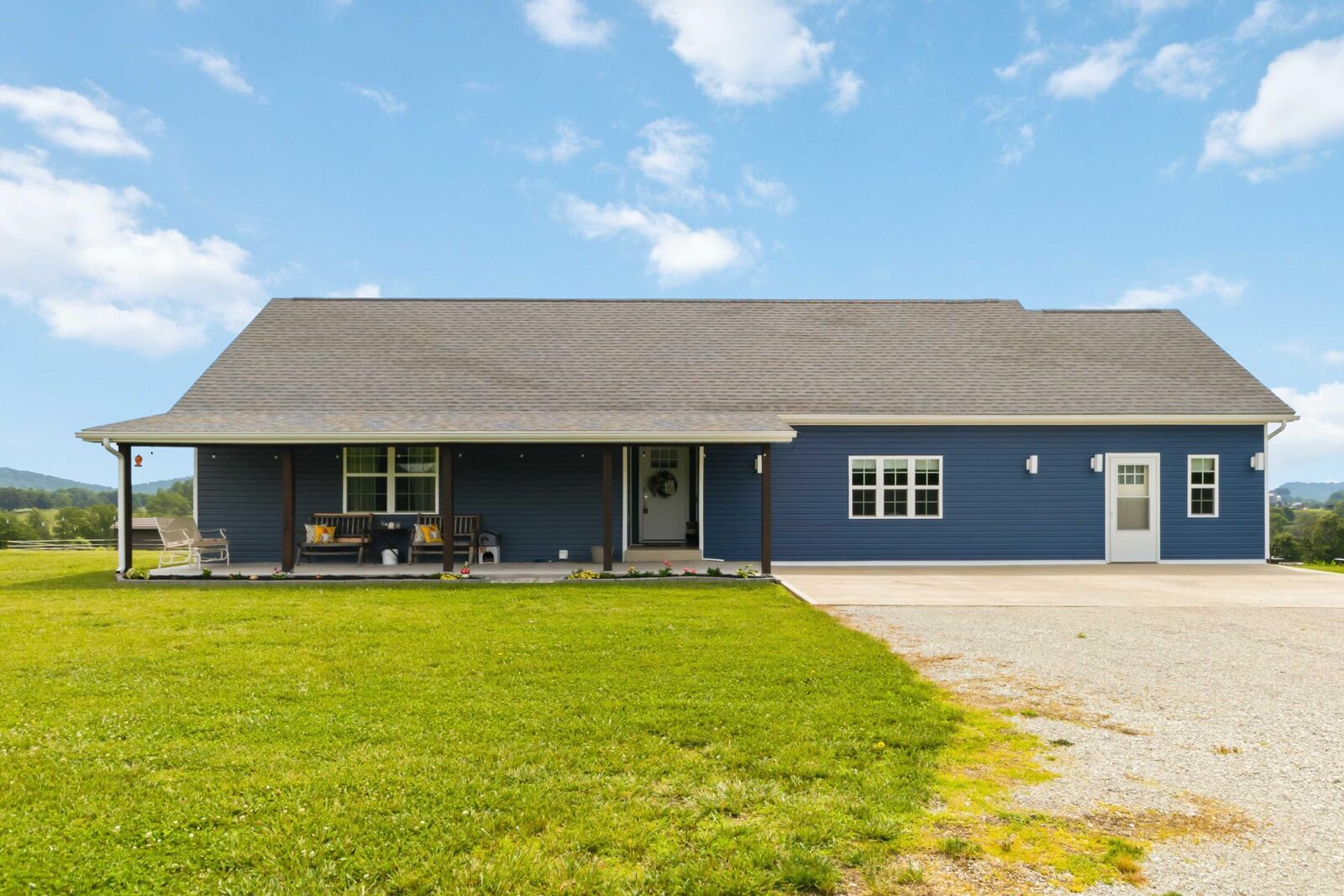 Property Photo: 520 Pioneer Lane KY 40409