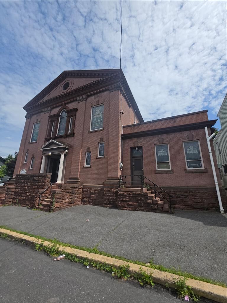 Property Photo:  144 Carbon Street  PA 17954 