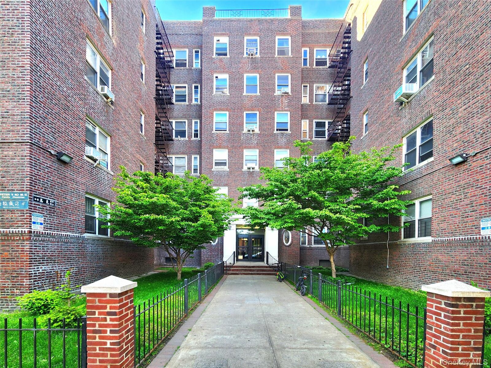Property Photo: 143-07 Sanford Avenue 1K NY 11355
