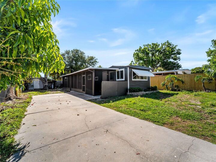 Property Photo:  110 Verona Street N  FL 34275 