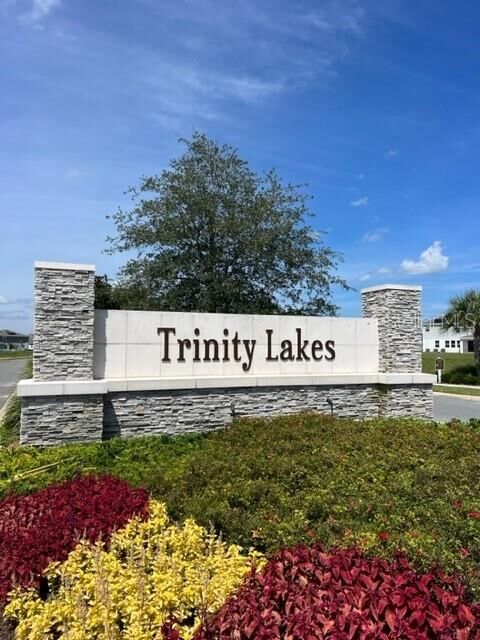 Property Photo: 7272 Rolling Leaf Road FL 34736