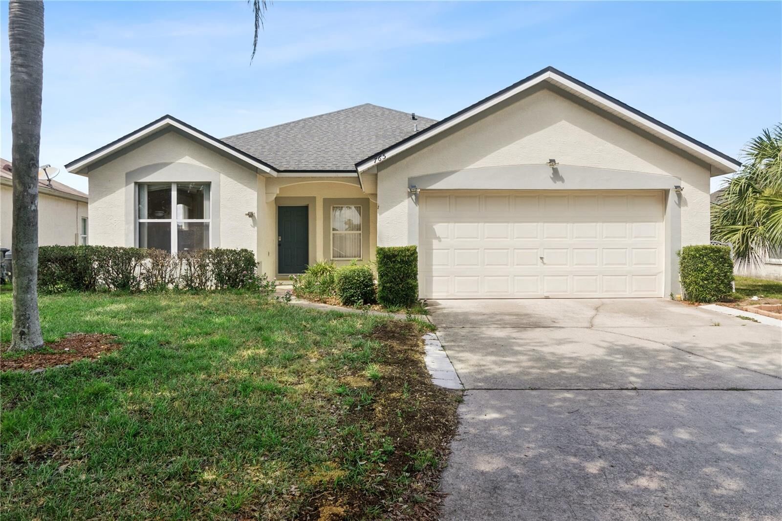 Property Photo:  765 Jaybee Avenue  FL 33897 