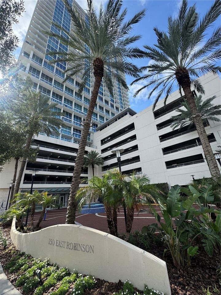 Property Photo:  150 E Robinson Street 2A  FL 32801 
