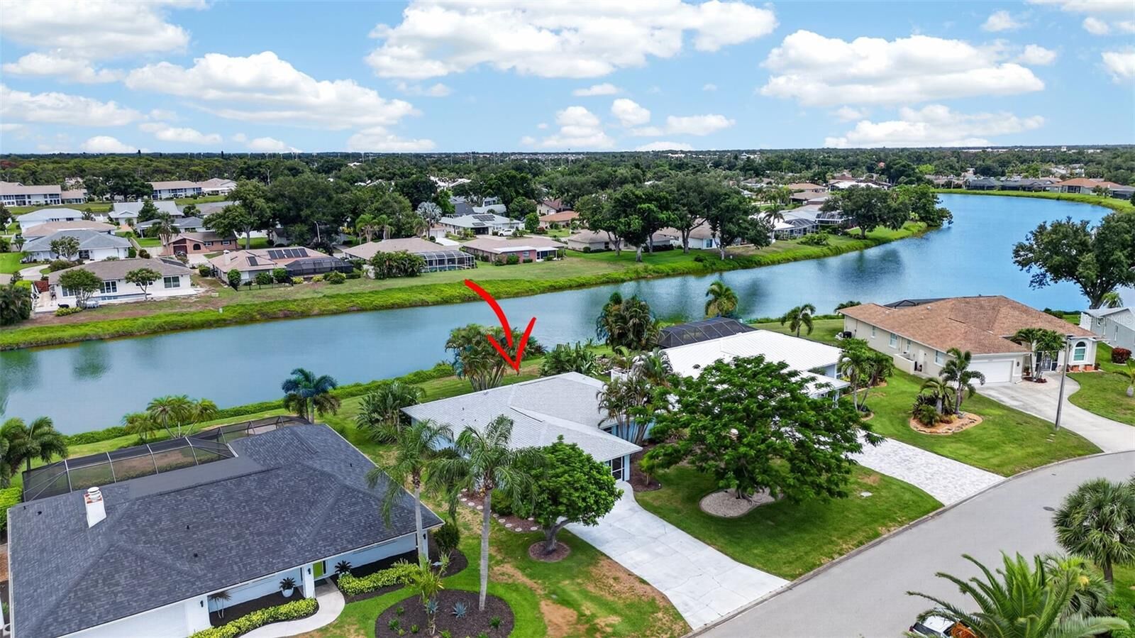 Property Photo: 1226 Pine Needle Road FL 34285