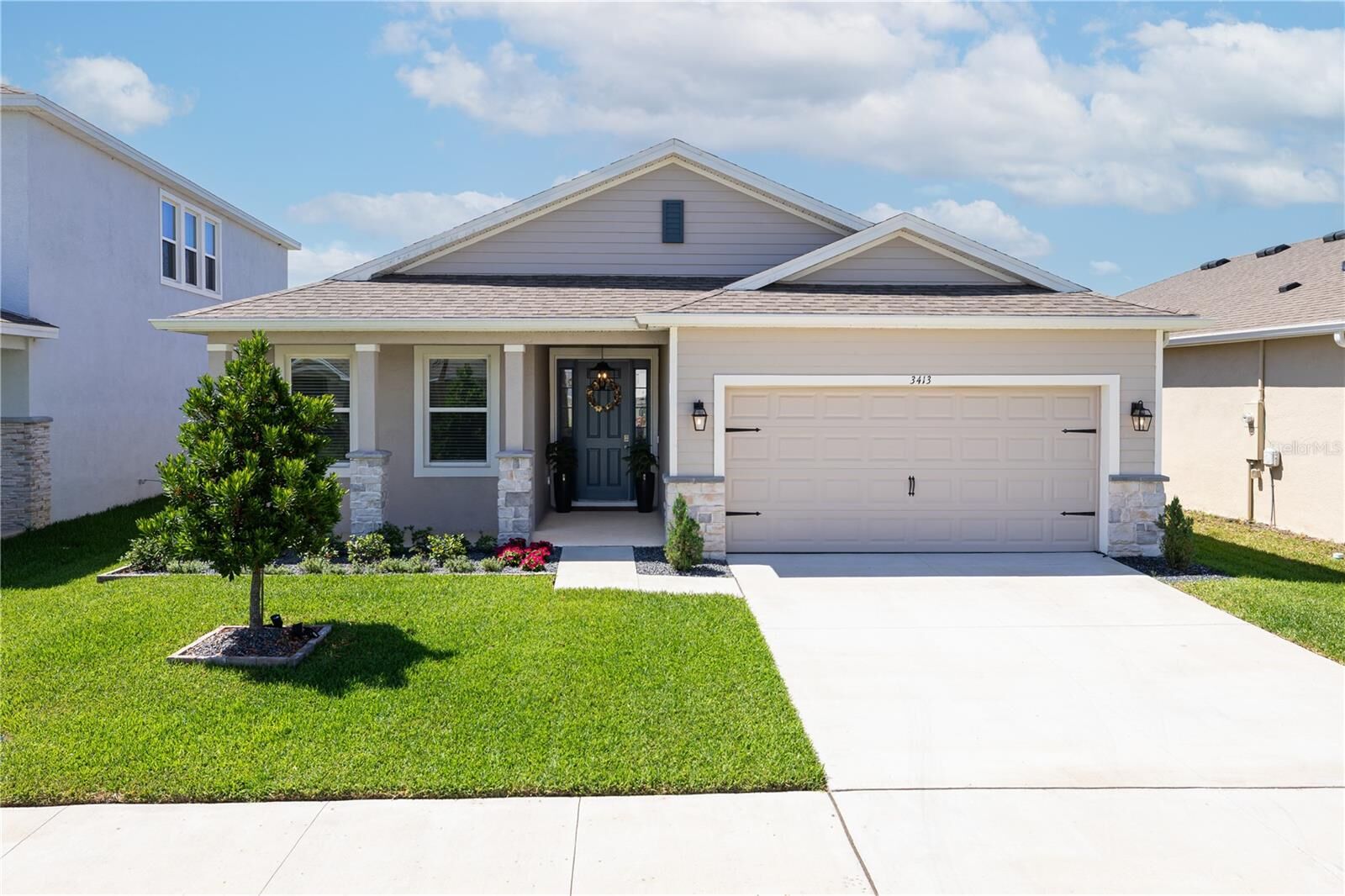 Property Photo: 3413 Ivy Hollow Drive FL 33565