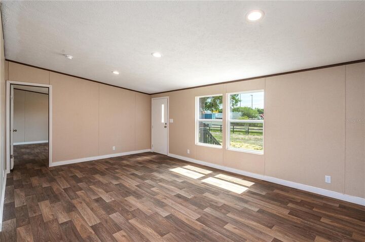 Property Photo: 270 Old Bartow Lake Wales FL 33830