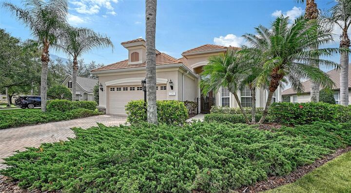 Property Photo: 7244 Orchid Island Place FL 34202