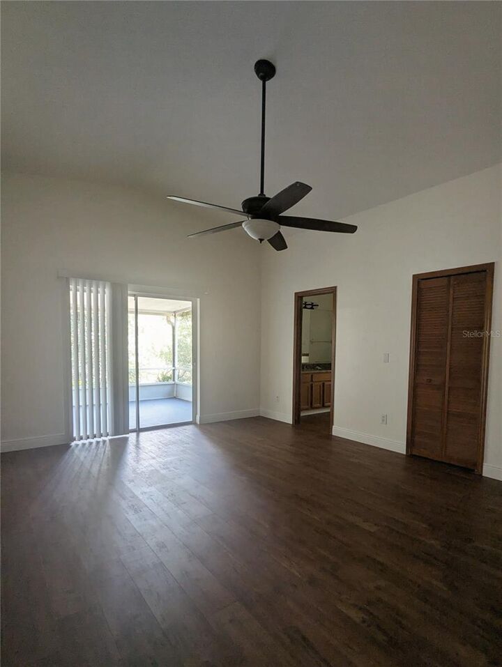 Property Photo:  13420 Heron Cove Drive  FL 32837 