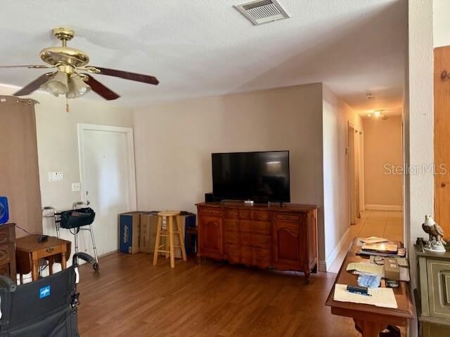 Property Photo: 7186 Gurley Court FL 34287