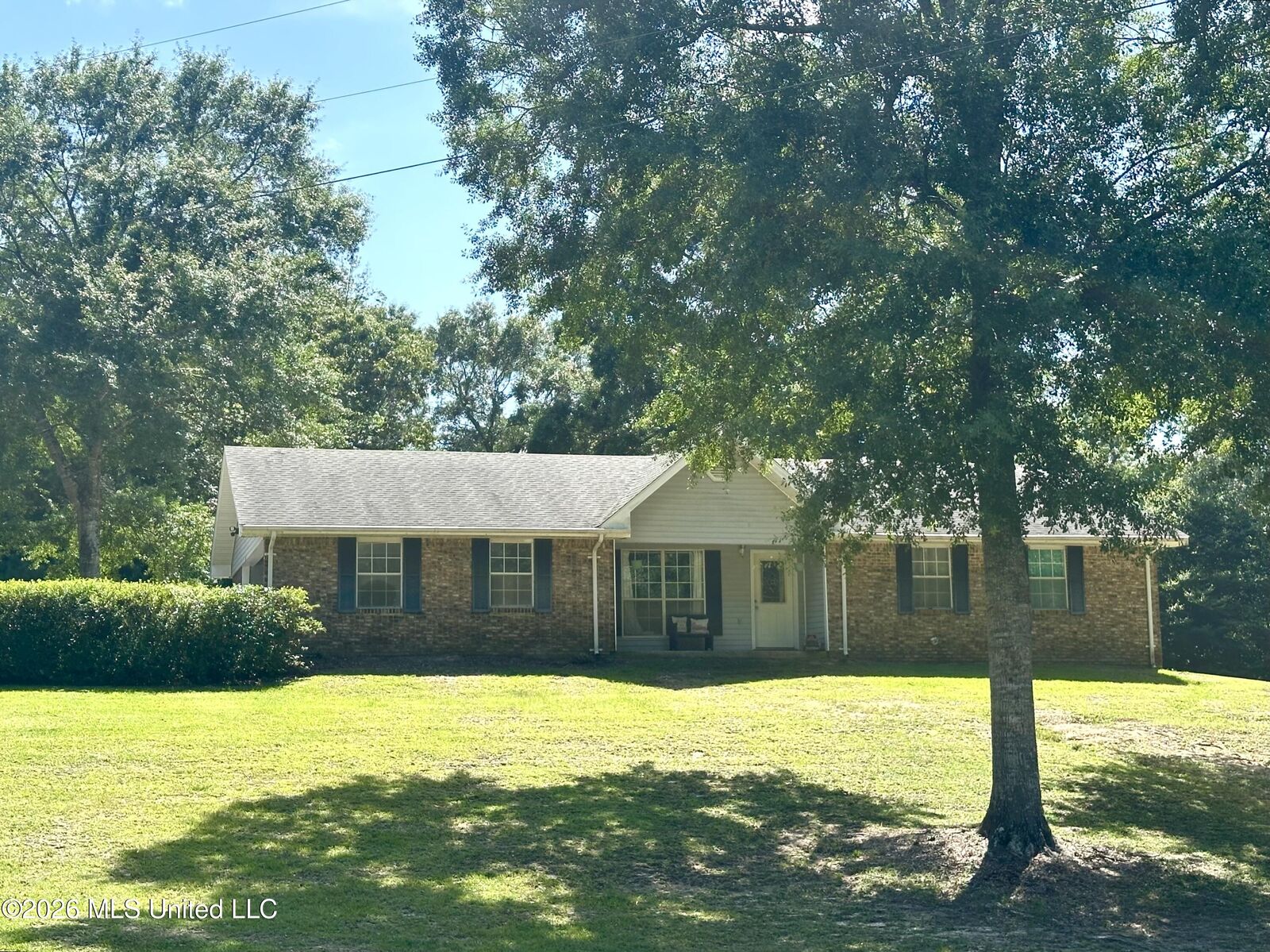 Property Photo:  6 Honeycomb Road  MS 39577 
