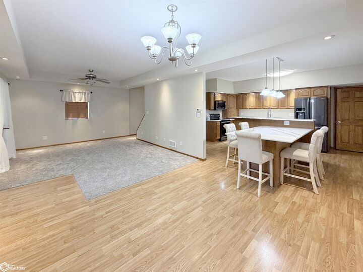 Property Photo: 117 Linde Avenue IA 50625