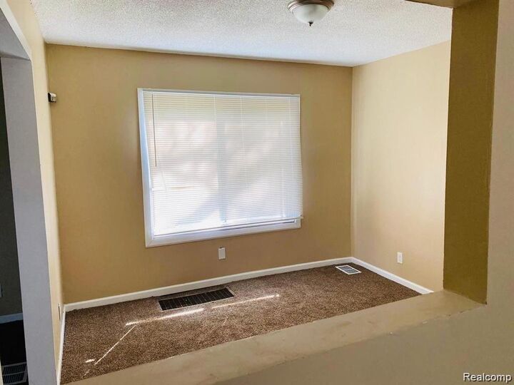 Property Photo: 3309 Doris Street MI 48238 3813