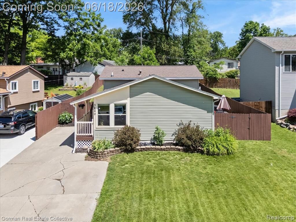 Property Photo: 3840 Cass Elizabeth Road MI 48328 4506