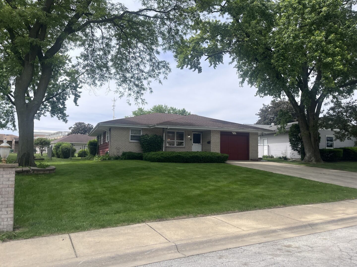 Property Photo: 1221 Comet Drive IL 60505