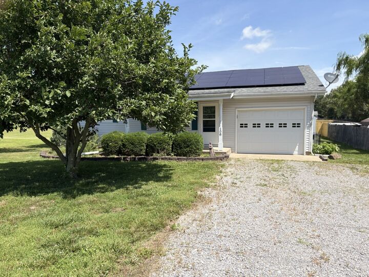 Property Photo:  108 Linck Street  IL 62959 