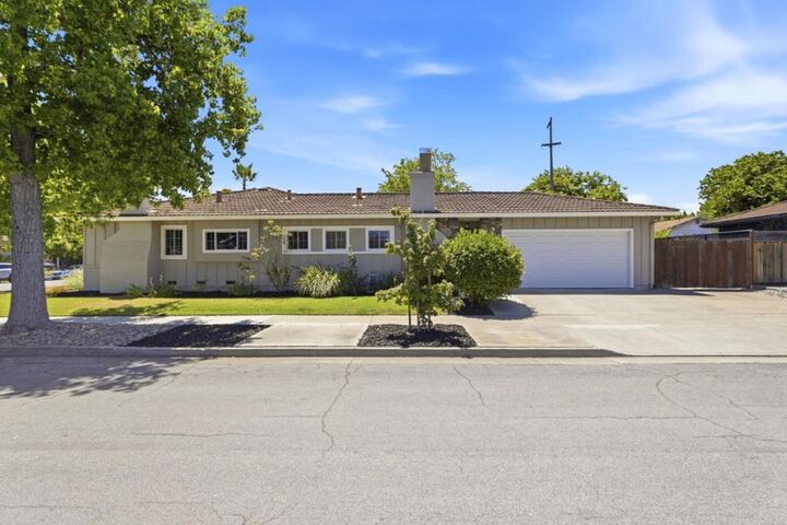 Property Photo:  3311 Beacon Lane  CA 95118 