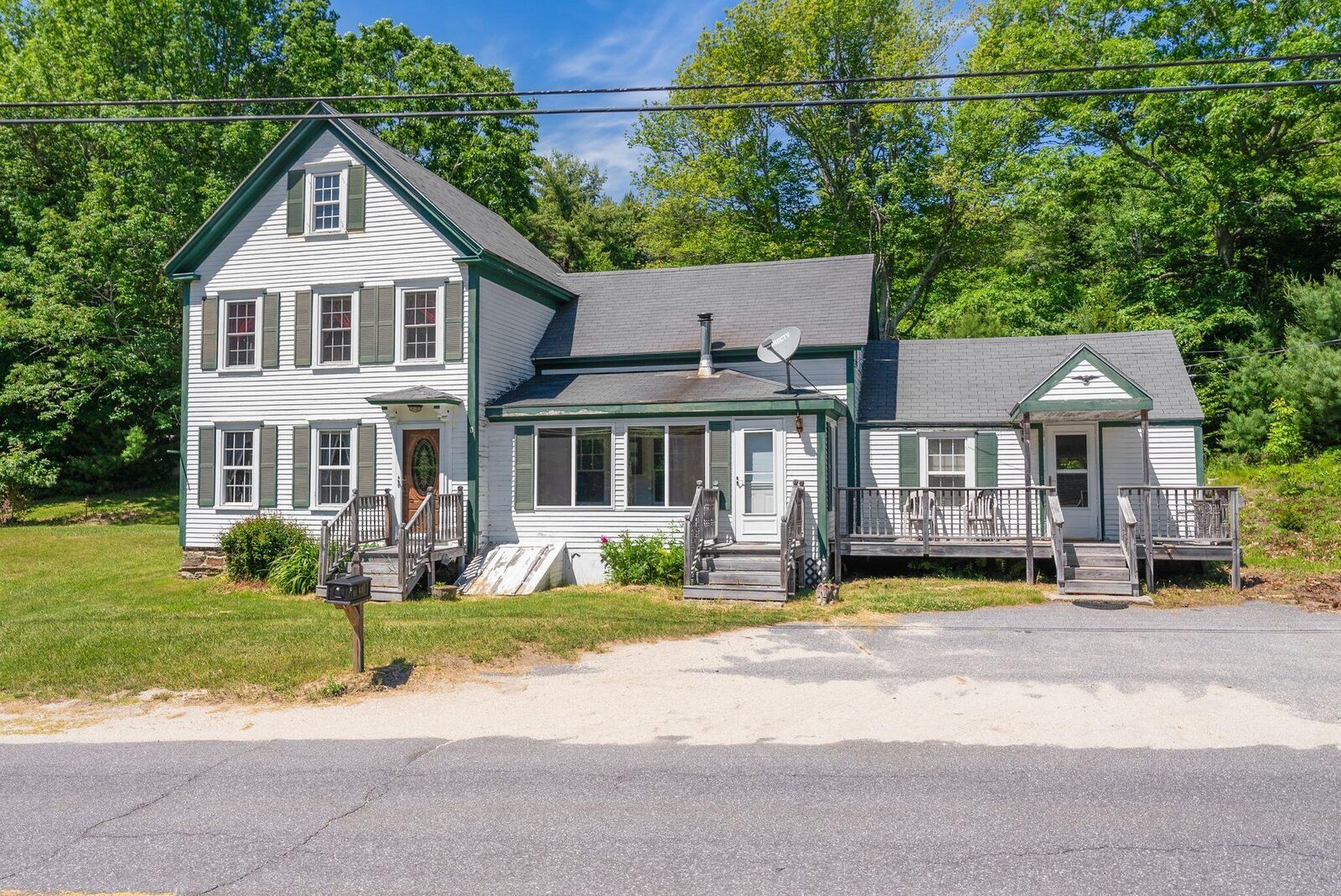 Property Photo: 63 Sebasco Road ME 04562
