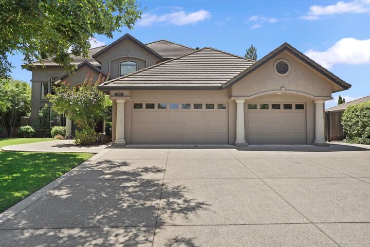 Property Photo: 5554 Saint Andrews Drive CA 95219