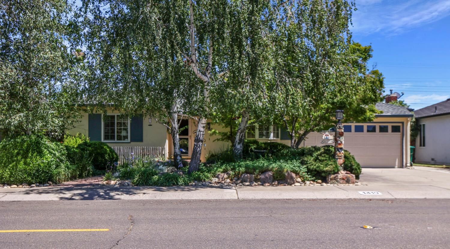 Property Photo:  1419 Holly Drive  CA 95242 
