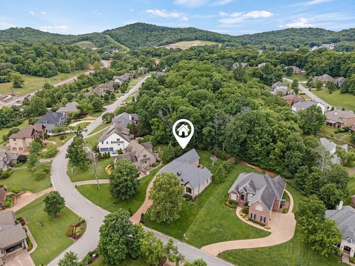 Property Photo:  9512 Wicklow Rd  TN 37027 
