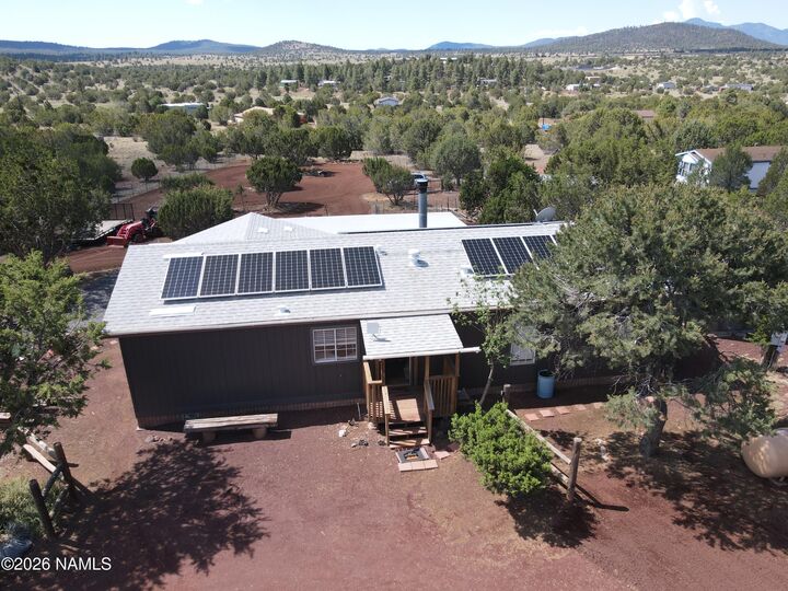 Property Photo:  1856 E Whitehall Drive  AZ 86046 