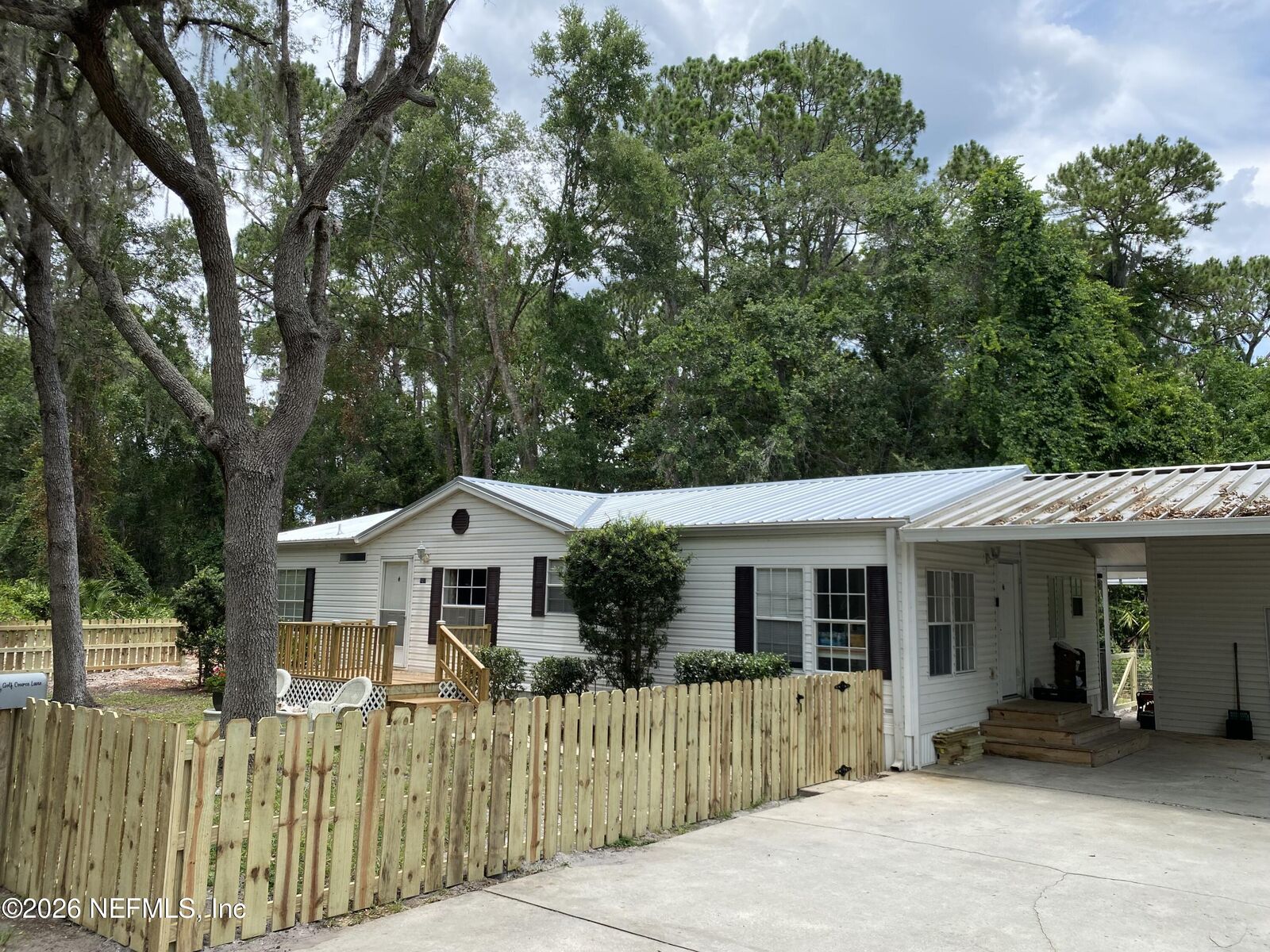 Property Photo: 107 Golf Course Lane FL 32112