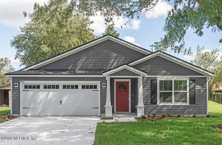 Property Photo: 248 Holly Court FL 32218