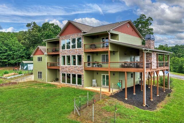 Property Photo:  384 Dean Road  GA 30559 