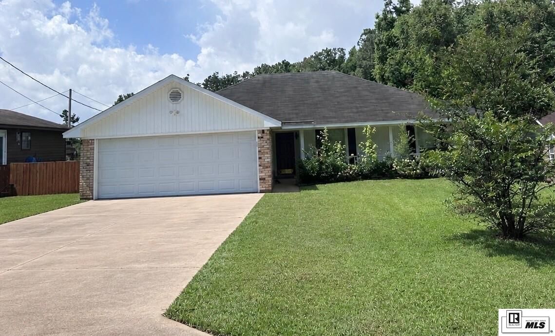 Property Photo:  403 Crystal Drive  LA 71291 