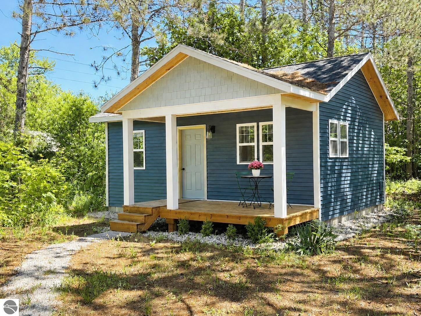 Property Photo:  2759 North Drive  MI 49685 