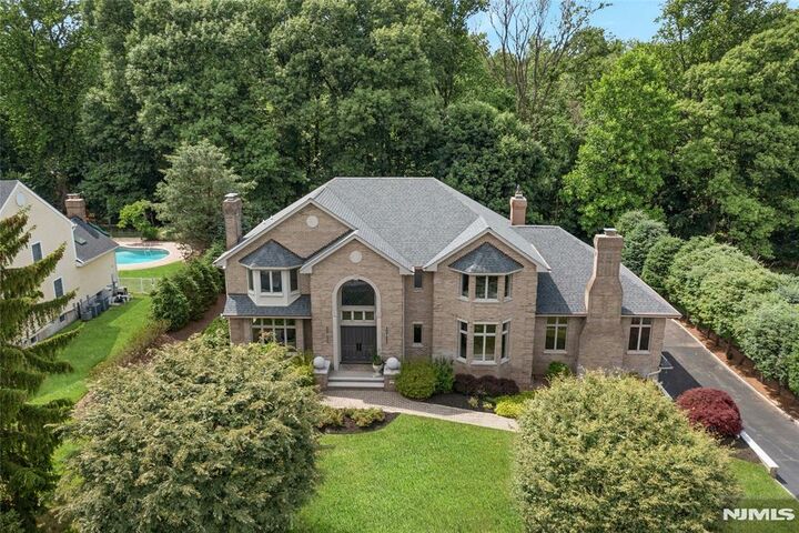 Property Photo:  527 Lydia Lane  NJ 07481 