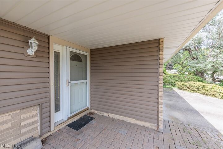 Property Photo:  2207 Jacqueline Drive  OH 44134 