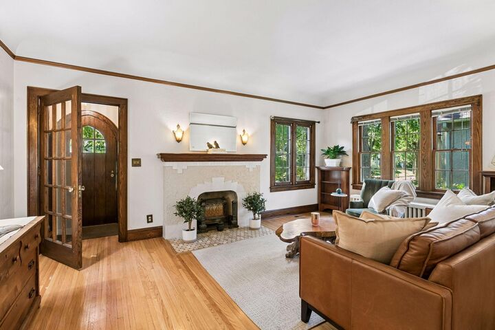 Property Photo:  4227 Washburn Avenue N  MN 55412 