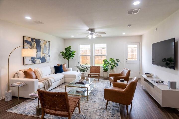 Property Photo:  767 Myrtle Lane  TX 75407 