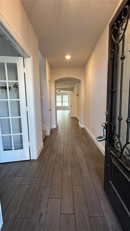 Property Photo: 406 Parkford Drive TX 75087