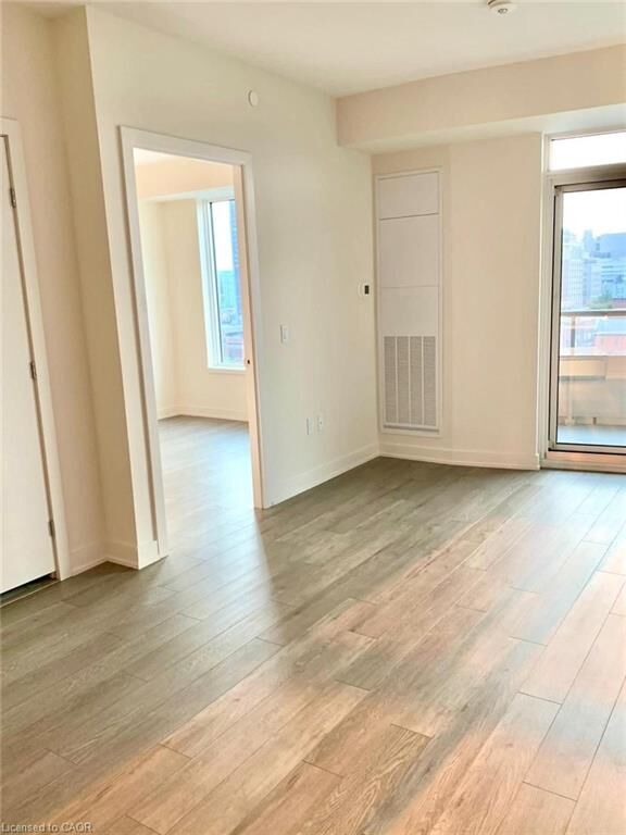 Property Photo: 212 King William Street 1116 ON L8R 0A7