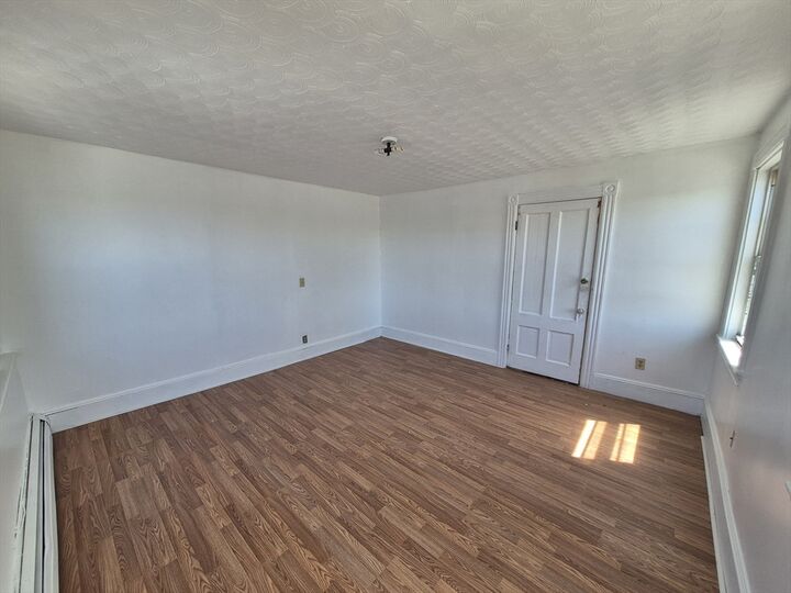 Property Photo:  155R Washington St 3  MA 01960 