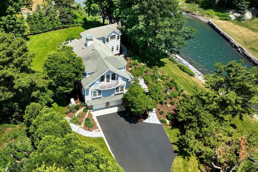 Property Photo: 20 Nichols Rd MA 02025