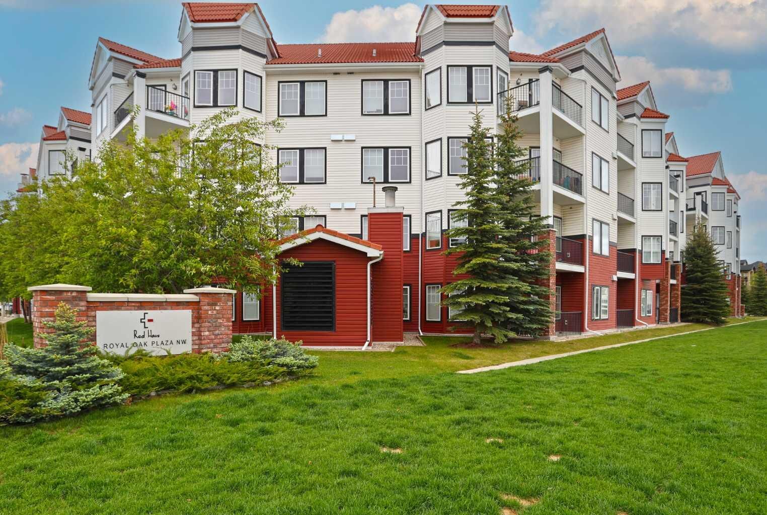 Property Photo: 30 Royal Oak Plaza NW 420 AB T3G 0C1