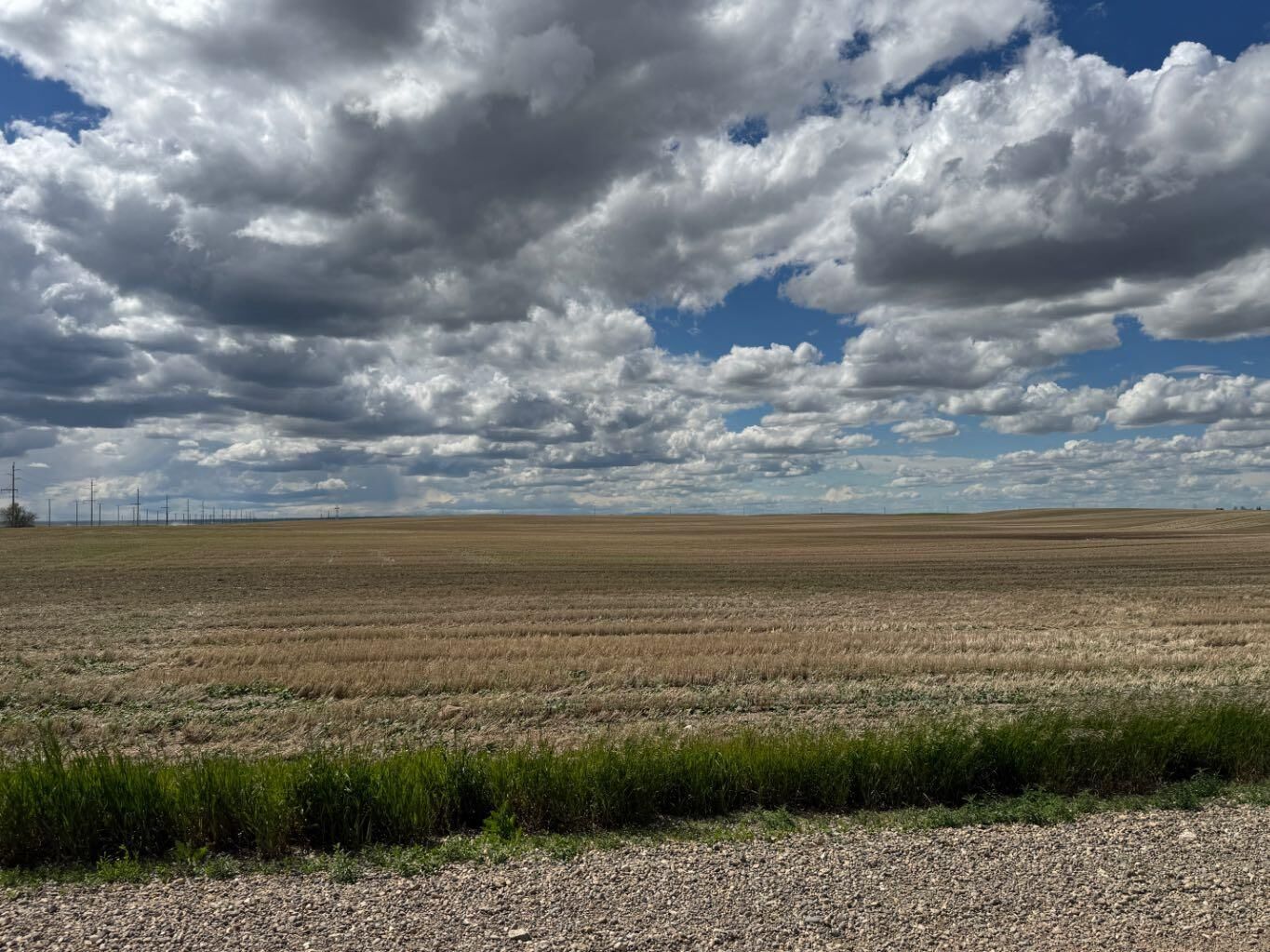 Property Photo: On 220 Range AB T1K 7N3