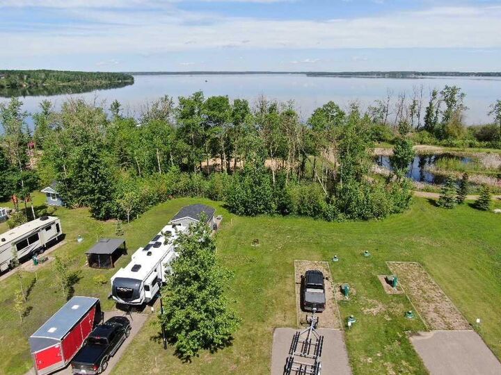 Property Photo: 4 46514 Twp Rd 604A AB T9N 2J7
