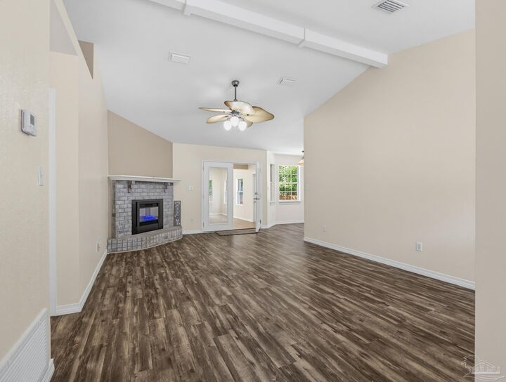 Property Photo:  6668 Delhi Dr  FL 32583 