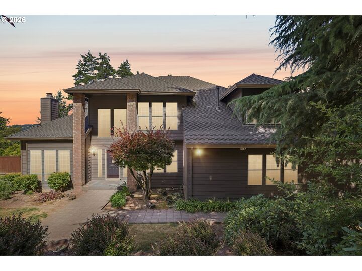 Property Photo: 10445 SE 147th Ave OR 97086