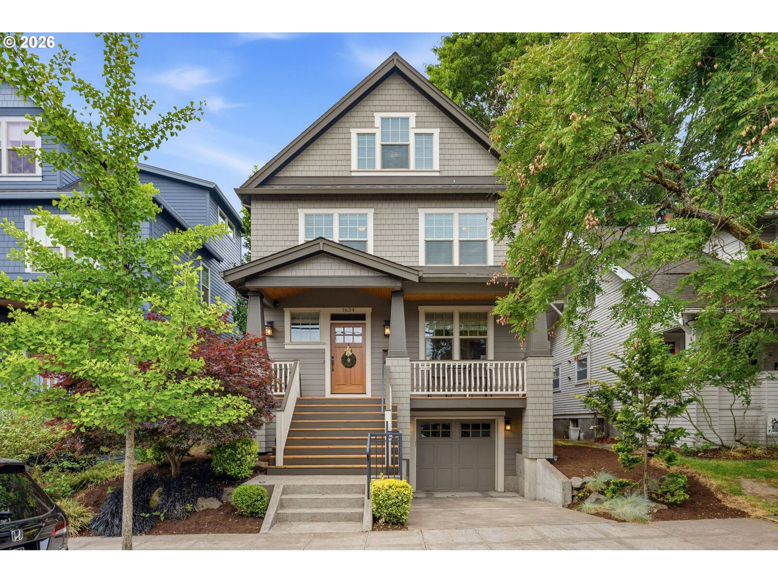 Property Photo:  1634 SE Spokane St  OR 97202 