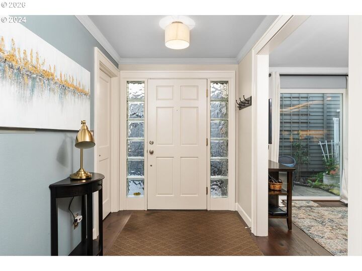 Property Photo:  38 Greenridge Ct  OR 97035 