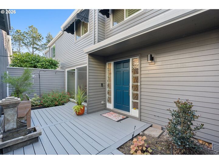 Property Photo:  38 Greenridge Ct  OR 97035 