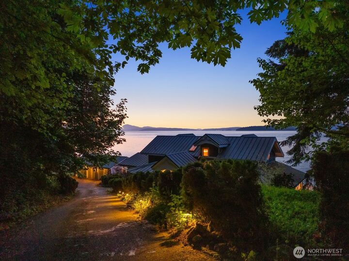 Property Photo:  3364  Bultman Lane  WA 98277 
