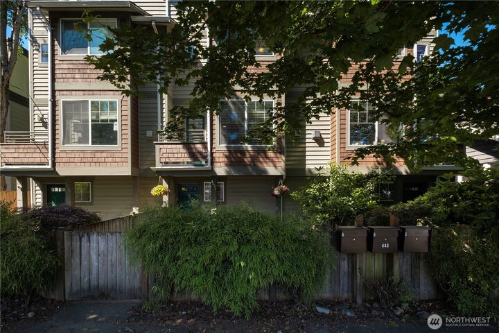 Property Photo: 443 NE Ravenna Boulevard B WA 98115