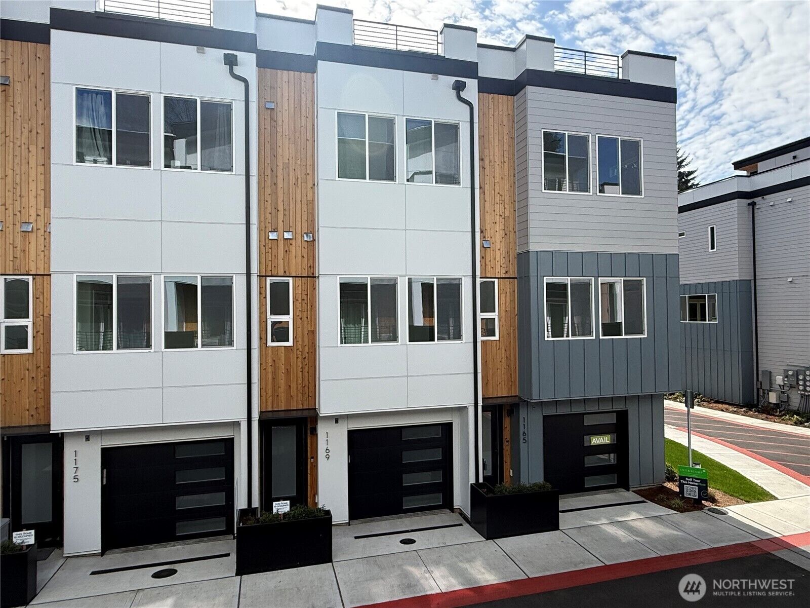 Property Photo:  1145  129th Court NE  WA 98005 